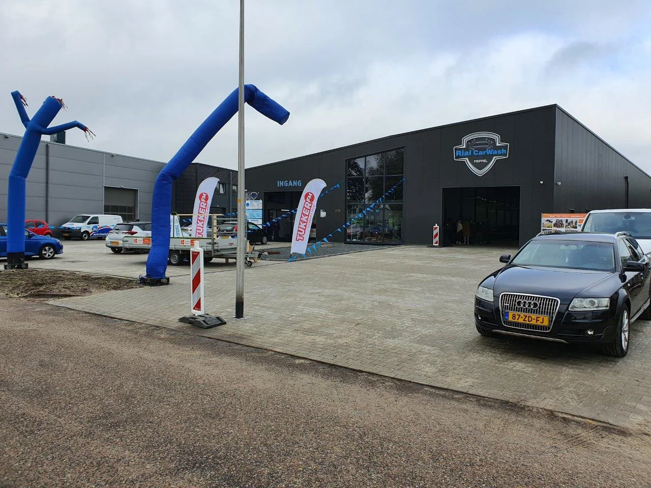 Opening RIAL carwash Meppel
